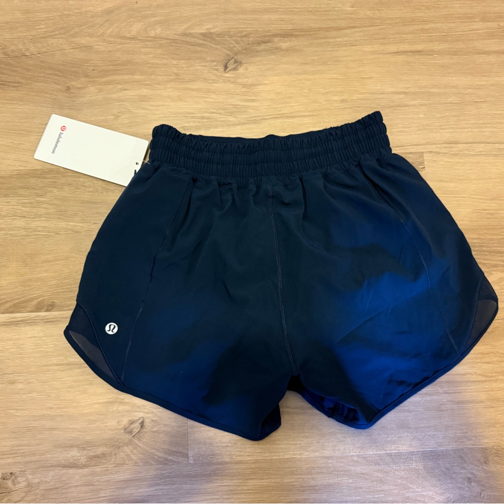 NWT Lululemon Hotty Hot HR Shorts